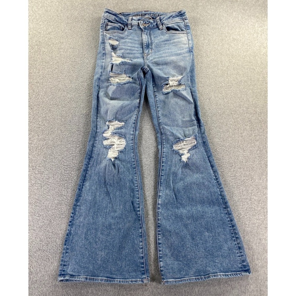 American Eagle Womens 4 Super Hi Rise Flare Medium Wash Distressed Boho City
